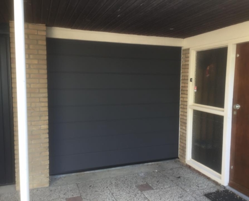 Sectionaaldeur plaatsen - HGD Boerboom